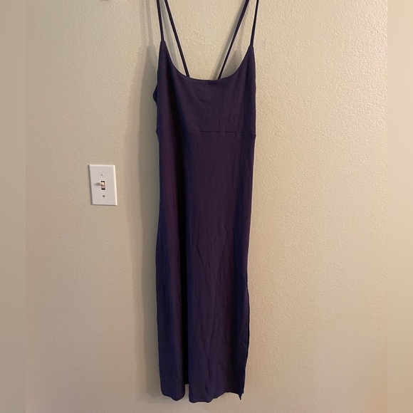 HALARA RIBBED STRAP SQUARE NECK BACKLESS CORSET SPLIT BODYCON MIDI PURPLE - L - Picture 1 of 6